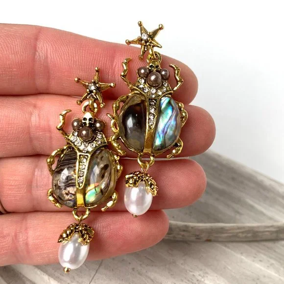 NEW~ Anthropologie Abalone Shell & Pearl Bug Earrings - Picture 9 of 9